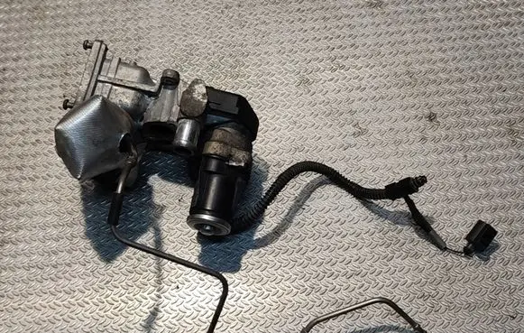 Volkswagen Caddy EGR valve 0280751016