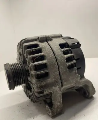 BMW 3 F30 F35 F31 Generator/alternator 8507625 2608668D 131221A