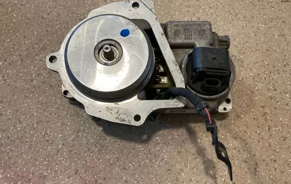 BMW 1 F40 Steering rack electric part 6865552
