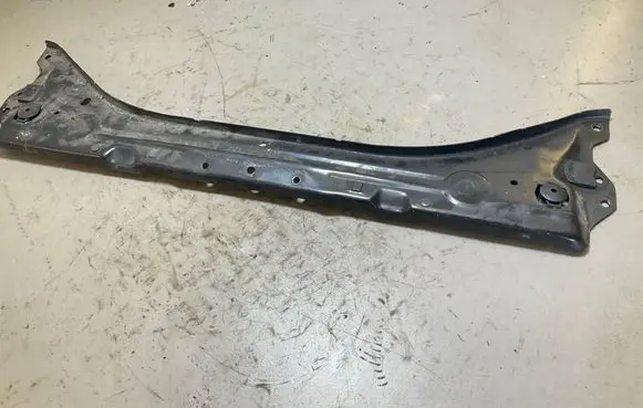 BMW 6 E63 E64 Top upper radiator support slam panel 