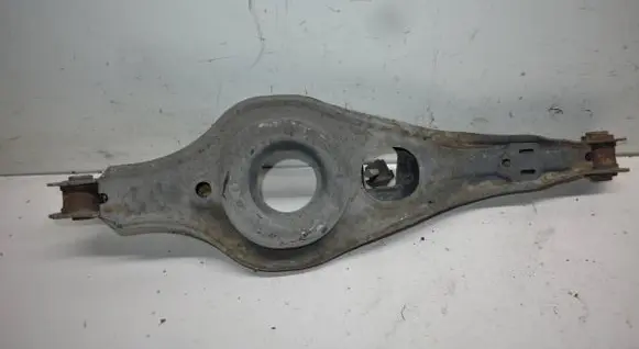 Rear upper control arm/wishbone