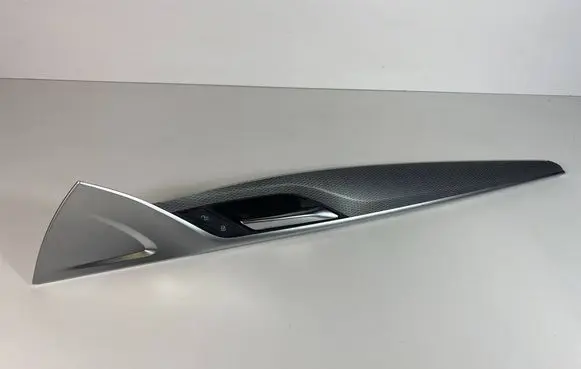 BMW 5 G30 G31 G38 Front door trim bar 8786565 9123291831