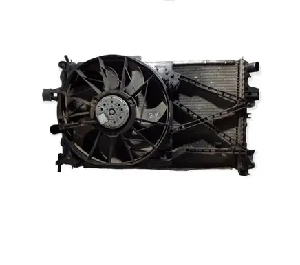 Opel Zafira A Coolant radiator 90570730dx