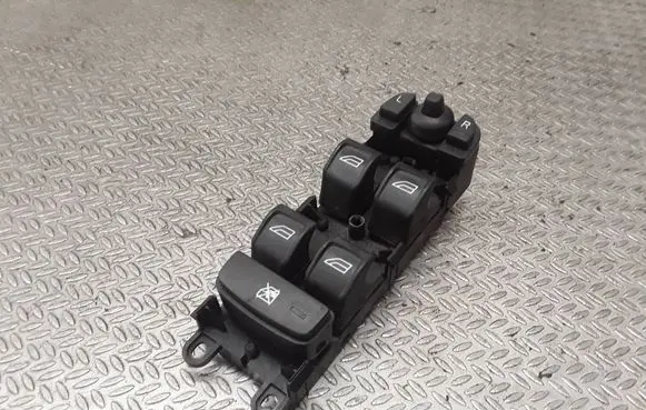 Volvo V70 Electric window control switch 30773269 23100