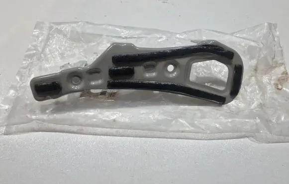 KIA Ceed Fender mounting bracket 66328J7000