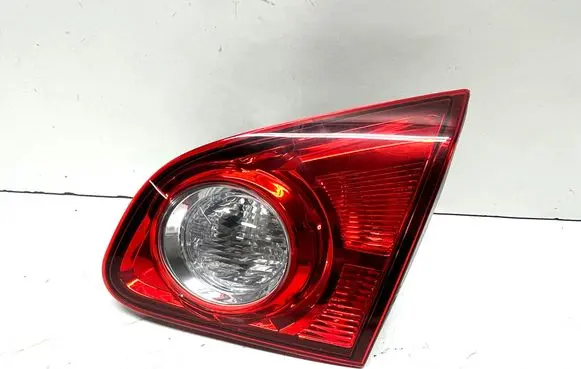 Nissan Qashqai Tailgate rear/tail lights 89071084