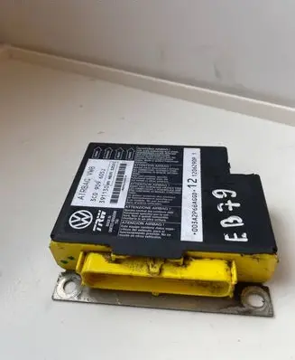 Volkswagen PASSAT B6 Airbag control unit/module 3C0909605J 391130 09H029S2521