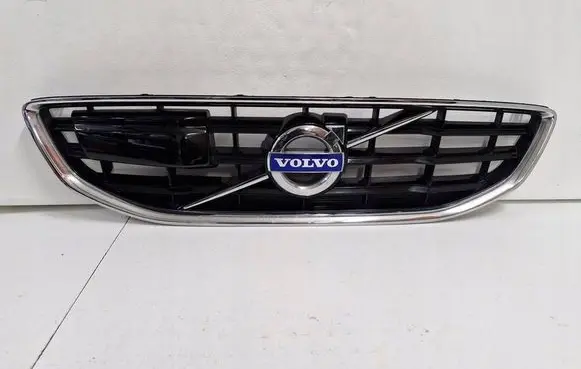 Volvo V40 Front bumper upper radiator grill 31353126