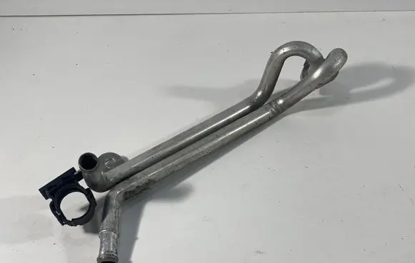 Volkswagen Golf Plus Engine coolant pipe/hose 03C121050G