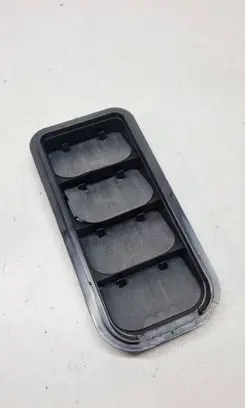 Audi Q4 Sportback e-tron Quarter panel pressure vent 7N0819465F