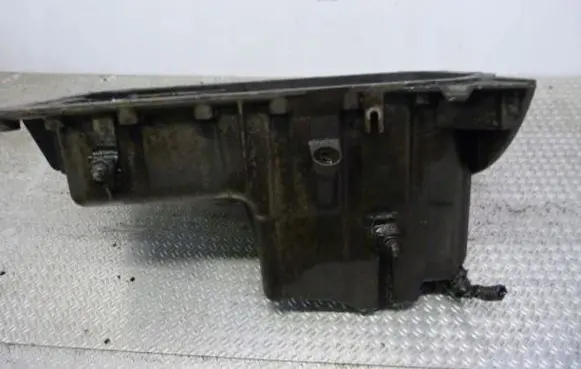 Oil sump