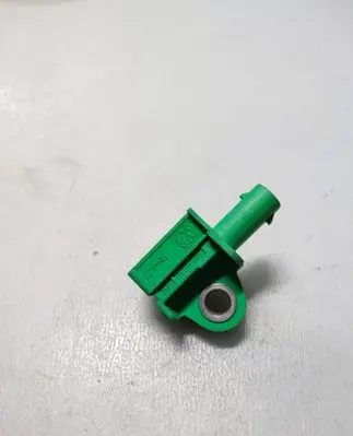 Volkswagen Touran II Airbag deployment crash/impact sensor 5K0959351 5WK44000