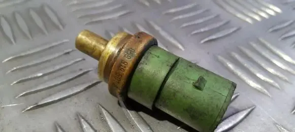 Audi A4 S4 B7 8E 8H Coolant level sensor 059919501A