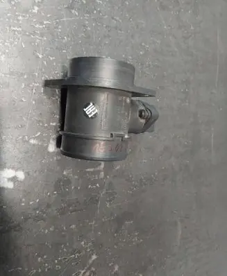 Audi A4 S4 B6 8E 8H Mass air flow meter 0280218063