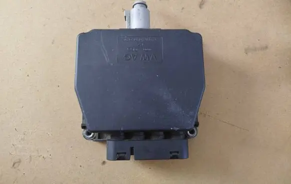 Skoda Roomster (5J) Turbo solenoid valve 6Q0906625F