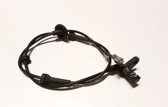 Nissan X-Trail T30 ABS brake wheel speed sensor 3Y070009