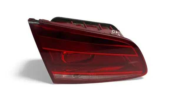 Volkswagen PASSAT B7 Rear/tail lights 3AF9450930