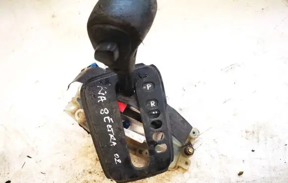 KIA Sephia Gear shifter/selector 0k2sk64350 ok2sk64350