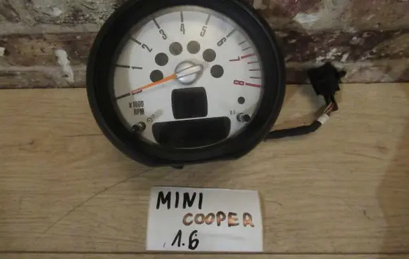 Mini One - Cooper Coupe R56 Speedometer (instrument cluster)