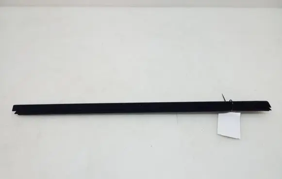 Mercedes-Benz C W204 Front door trim bar A2047250165