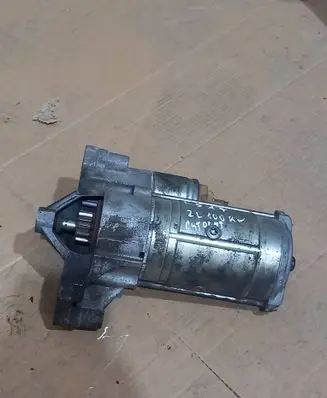 Citroen C5 Starter motor 9654561480 D8R28 0132MA