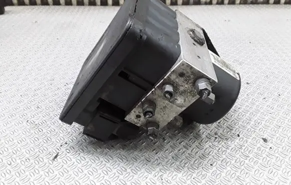 Ford Focus ABS Pump 3M512C405HA 10096001153 00001395G0