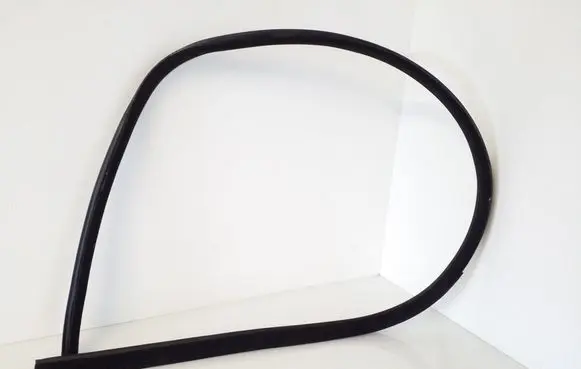 Mercedes-Benz E C207 W207 Front door rubber seal 