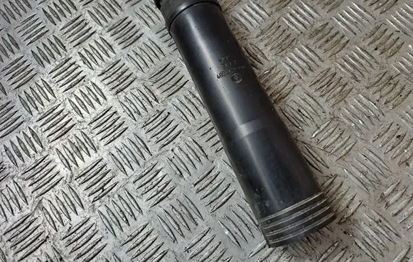 Toyota Avensis T270 Rear strut damper dust cover boot 4834102080