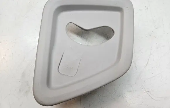 Citroen C5 Aircross Seat belt trim 9823754877