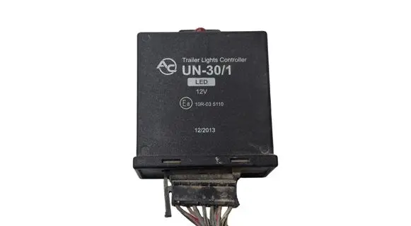 Skoda Octavia Mk2 (1Z) Light module LCM 10R035110 UN301 122013