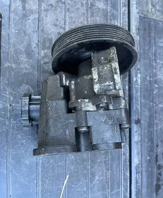 Mercedes-Benz C W203 Power steering pump