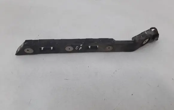 Opel Astra H Front bumper mounting bracket 24460467