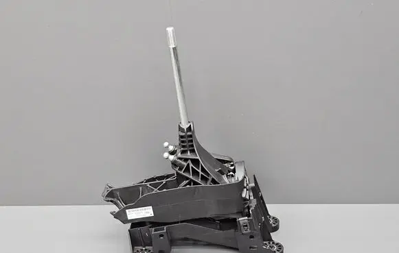 Ford Fiesta Gear shifter/selector C9B7A C1BR7C453CAB 230292