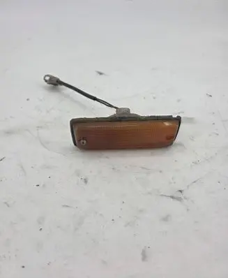 Mitsubishi Pajero Front fender indicator light 