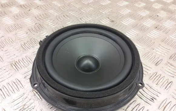 Land Rover Discovery 5 Front door speaker BJ32-18808-CE