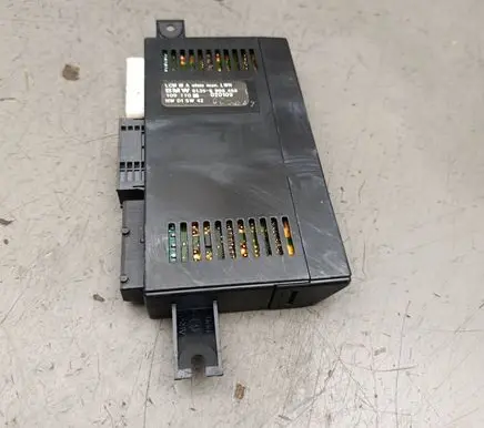 BMW 5 E39 Light module LCM 6908468 109110 020109