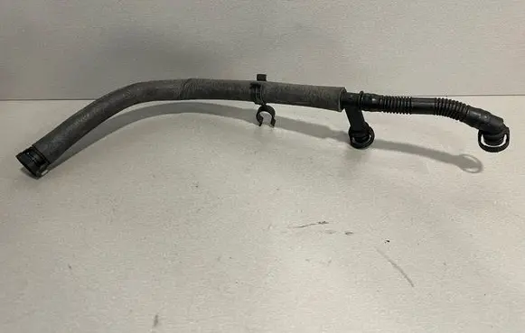Breather/breather pipe/hose