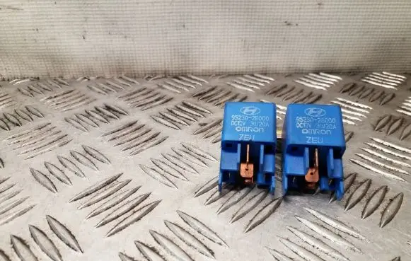 Hyundai Tucson JM Other relay 952302E000