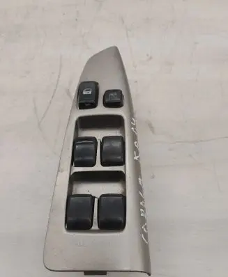Toyota Corolla Verso E121 Electric window control switch 840401300