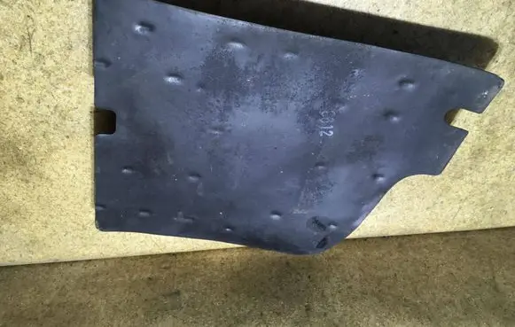 Mercedes-Benz E W124 Front floor mat 