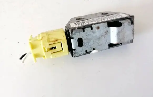Nissan X-Trail T30 Airbag deployment crash/impact sensor