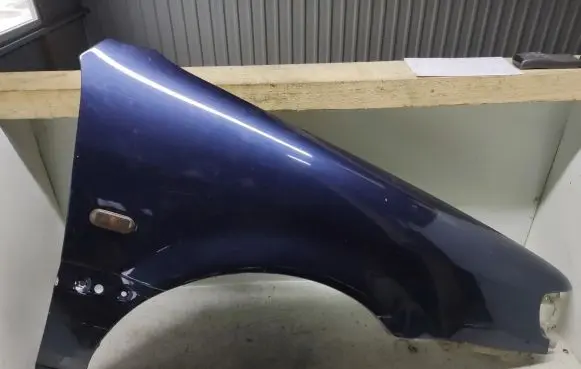 Volkswagen PASSAT B4 Fender