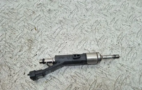Peugeot 2008 II Fuel injector 9822715980