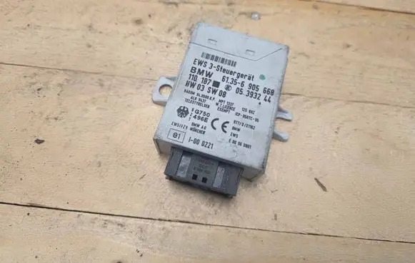 BMW 3 E46 Immobilizer control unit/module 6905668