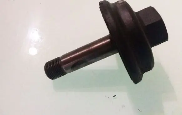 Volkswagen Touran I Oil filter cover 045117061F