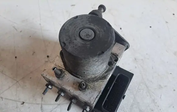 Volkswagen Crafter ABS Pump 0265230244 A0014467489