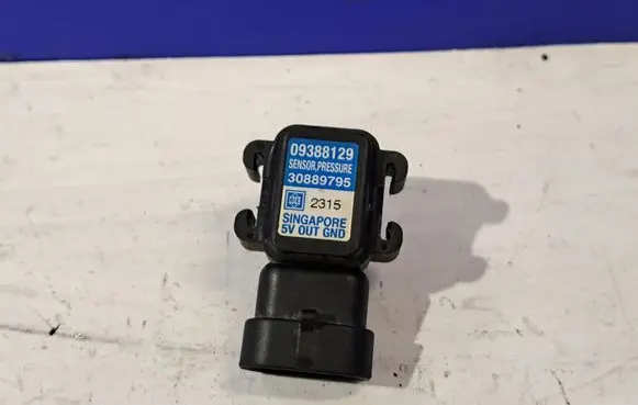 Volvo S40, V40 Air pressure sensor 30889795 09889795