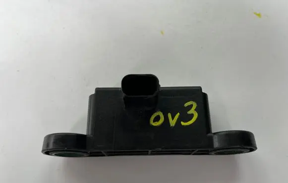 Mercedes-Benz C AMG W204 ESP acceleration yaw rate sensor A0055421918 GD70M19MCA 10170106303