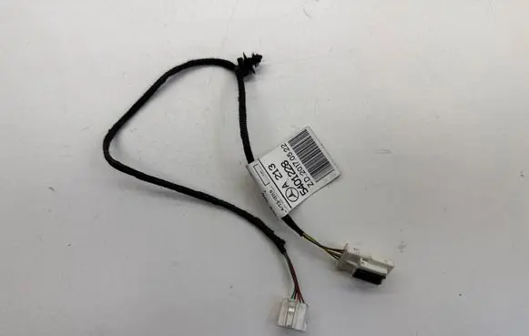 Mercedes-Benz E W213 Other engine bay part A2135401228