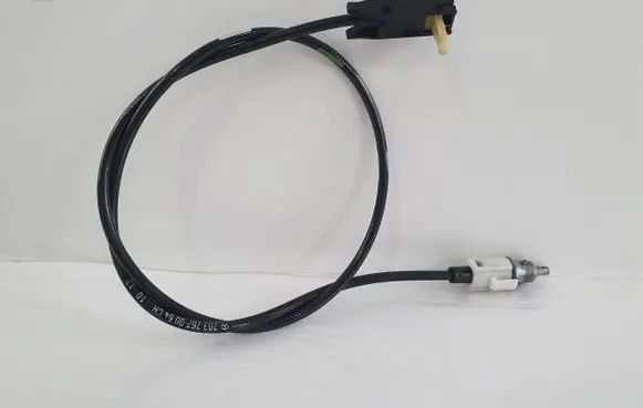 Mercedes-Benz C W204 Ignition lock cable 2032670064